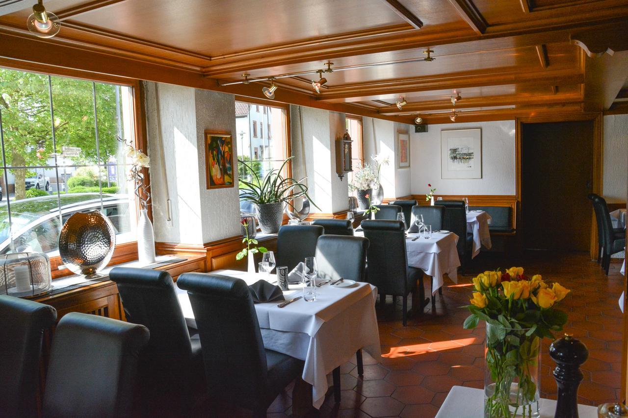 Hotel-Restaurant Koelbl Enkenbach-Alsenborn Екстер'єр фото